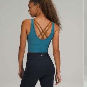 Lululemon blue power pivot tank blue ribbed